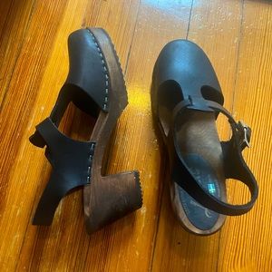 Lotta from Stockholm Highwood T Bar Clogs